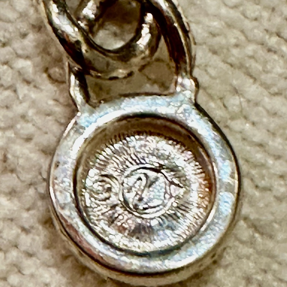 Elegant Silver Drop Earrings - Picture 3 of 3